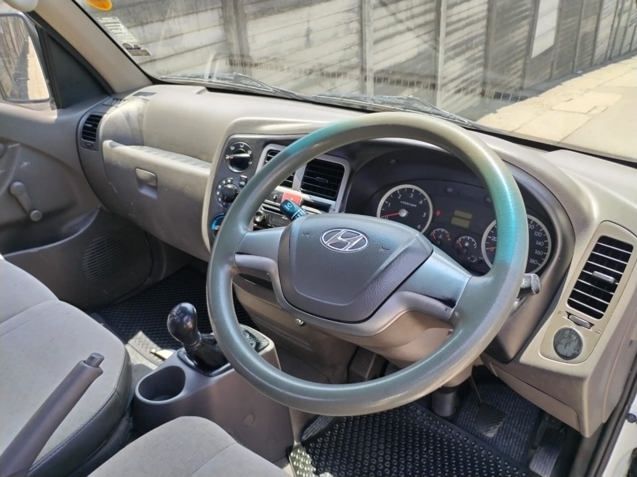 Hyundai H100 2.6