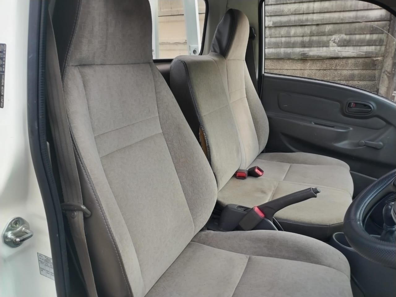 Hyundai H100 2.6 (Tipper)