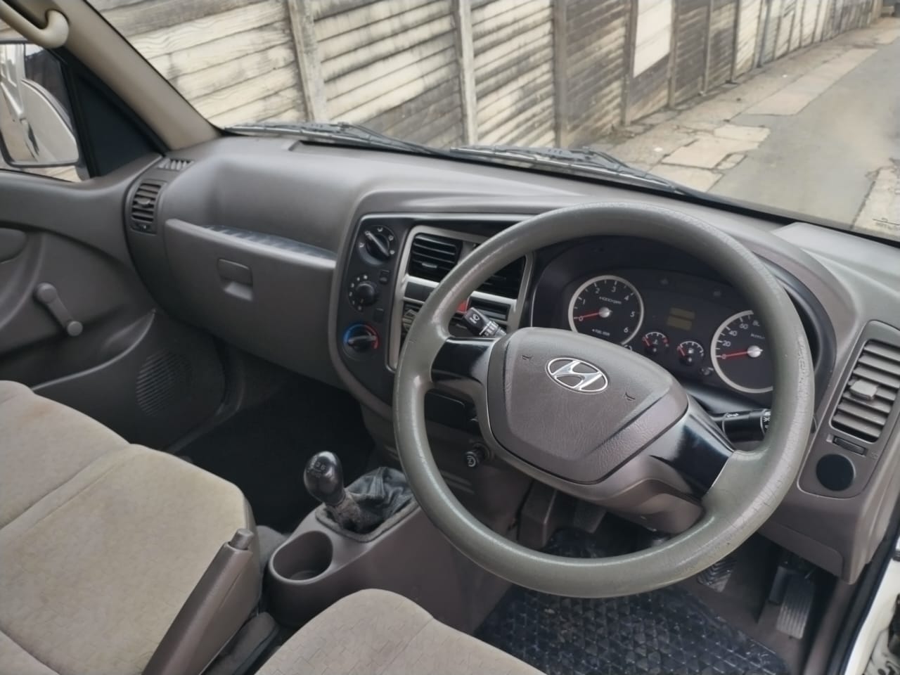 Hyundai H100 2.6