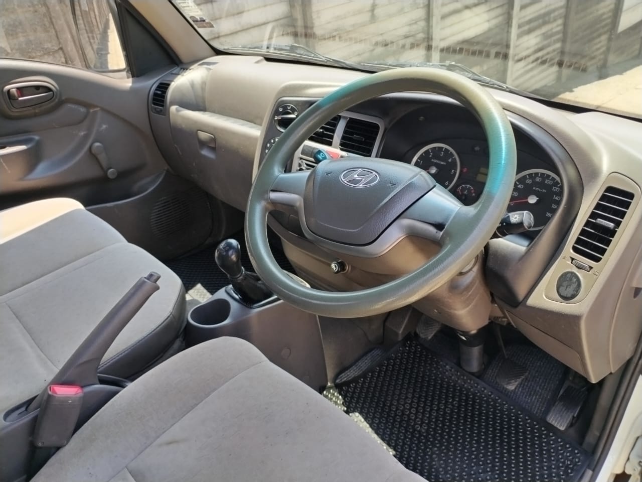 Hyundai H100 2.6