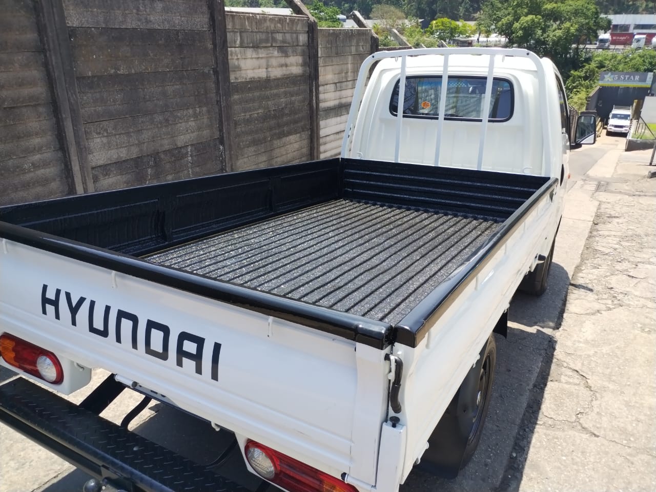 Hyundai H100 2.6